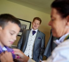 Kent_based_yourtoastmasters_lady_toastmaster_at_leeds_castle_with_pageboy